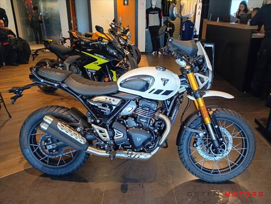 TRIUMPH SCRAMBLER 400 XC 